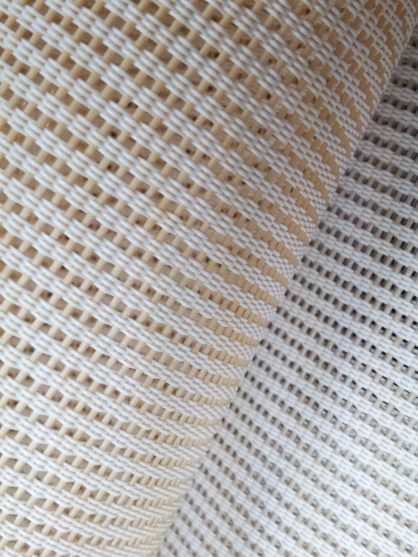 قماش سلينغ - شبكة بوليستر خارجية مطلية بـ PVC | نمط تكسلاين/تيكسيلين معفى من الرسوم الجمركية | YUGOLD